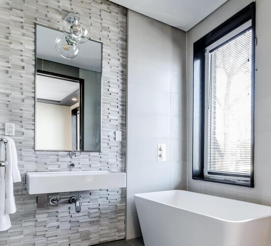 Kimi's Carpets Plus Walls